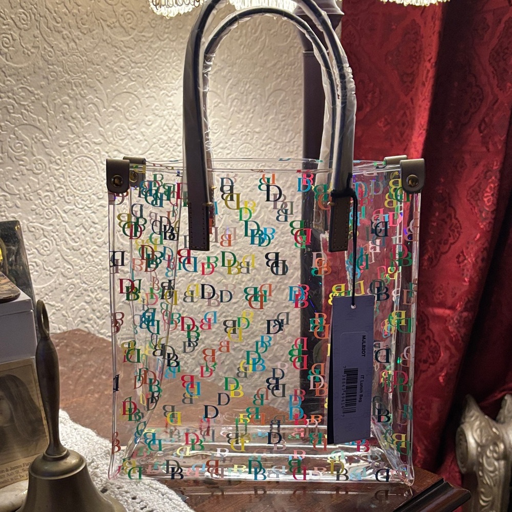 Dooney Bourke 🆕”IT" collection clear bag, often referred to as a "Lunch Bag - Picture 2 of 4